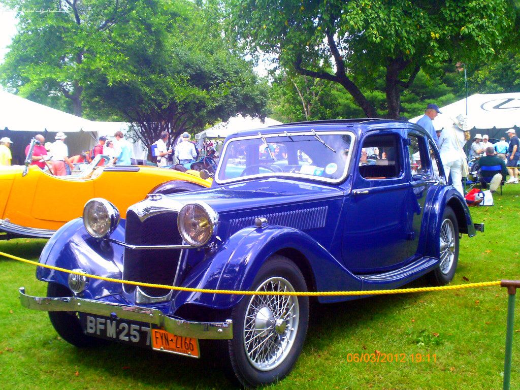 [http://i777.photobucket.com/albums/yy53/feathergreen/Greenwich%20Concours%202012/PTDC0375-3.jpg]