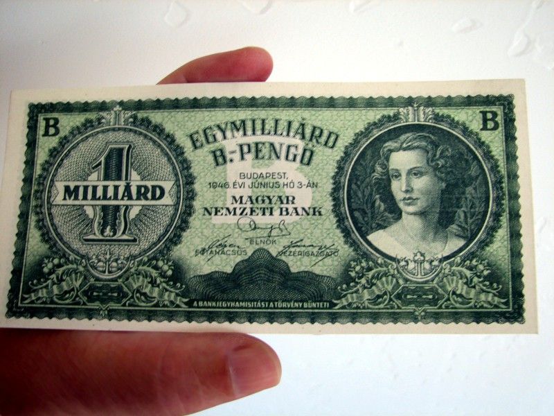 1-sextillion Pengo banknote