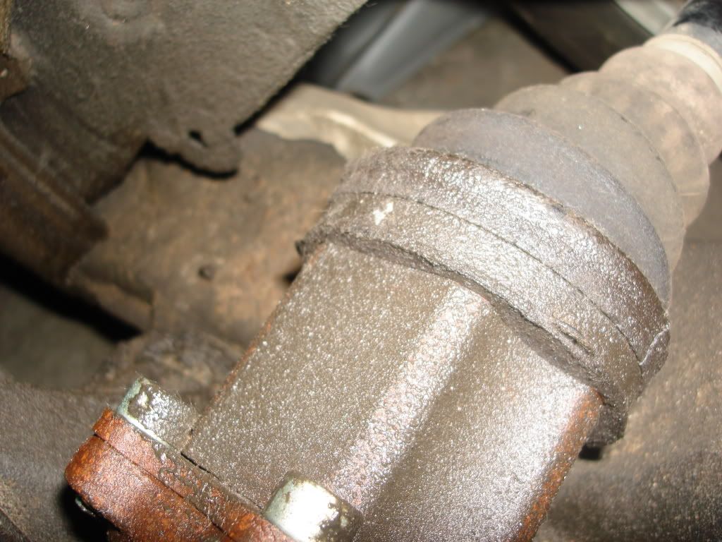 Driver side gear oil leak?