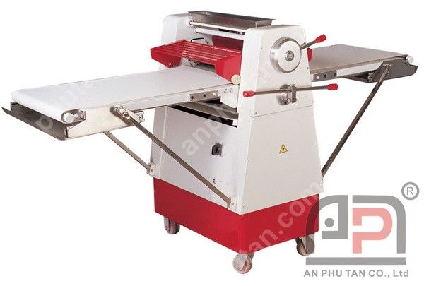 Máy cán bột 2 chiều giá tốt nhất, giảm 5% cho khách online.