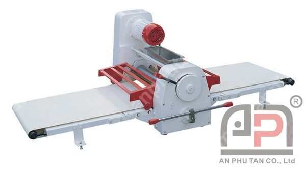 Máy cán bột 2 chiều giá tốt nhất, giảm 5% cho khách online.