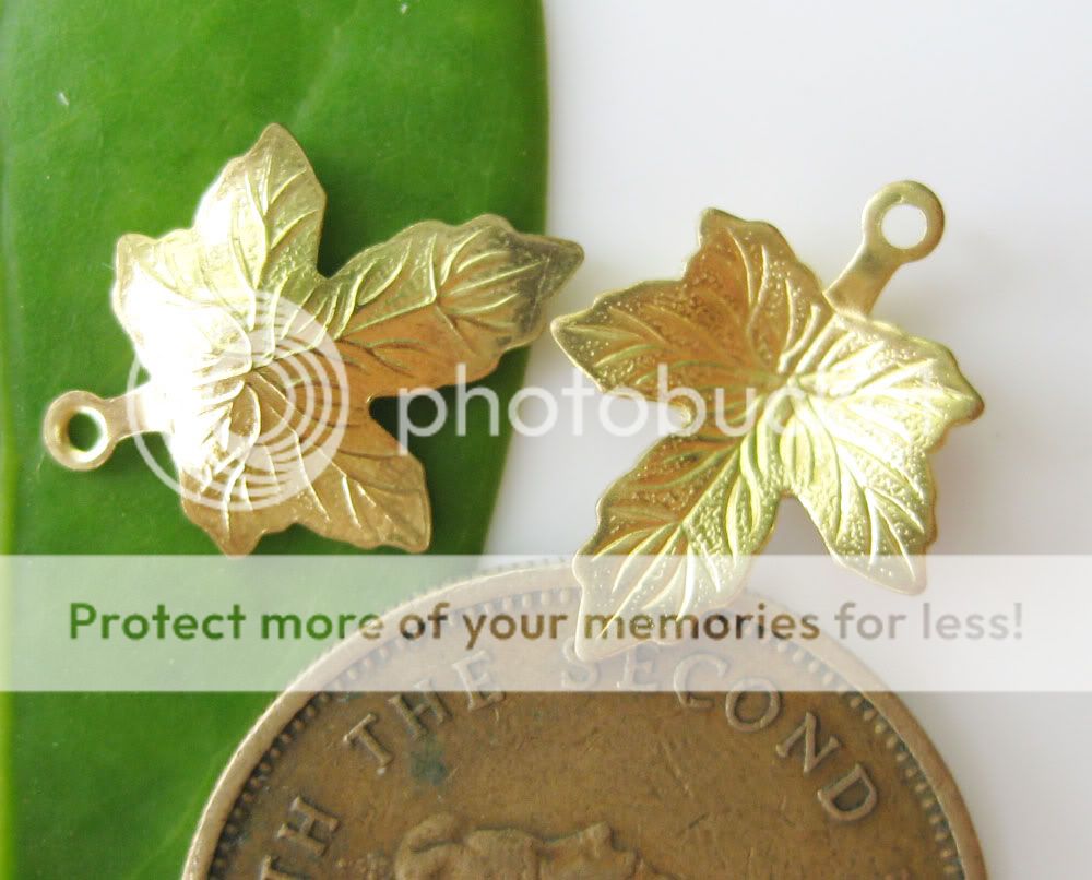 wholesale Brass Canada Maple leaves Pendants,Filigrees cf163  