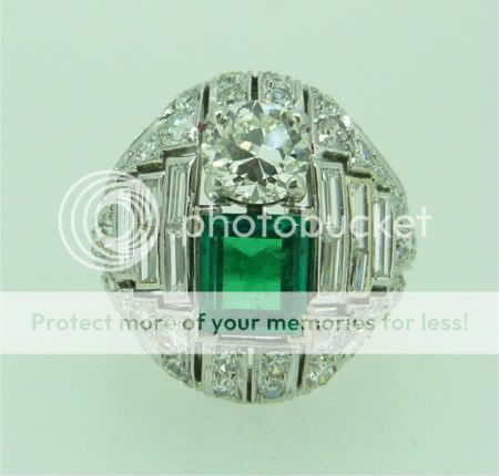 Vintage Platinum Ring Diamond VVS FG color and Emerald  